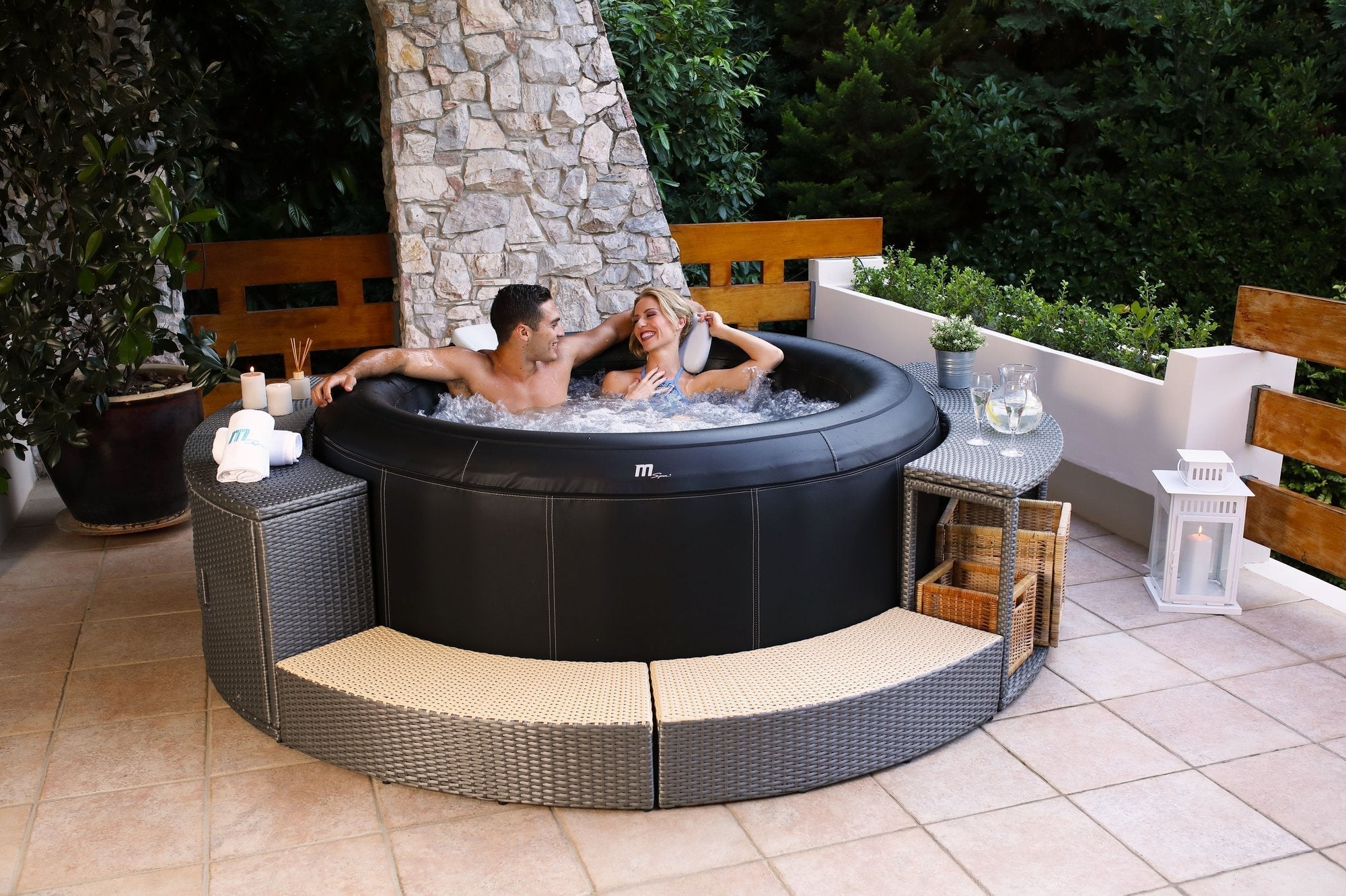 MSPA Camaro Inflatable Round 6 Person Hot Tub & Spa, 138 Air Bubble System - The Sauna World